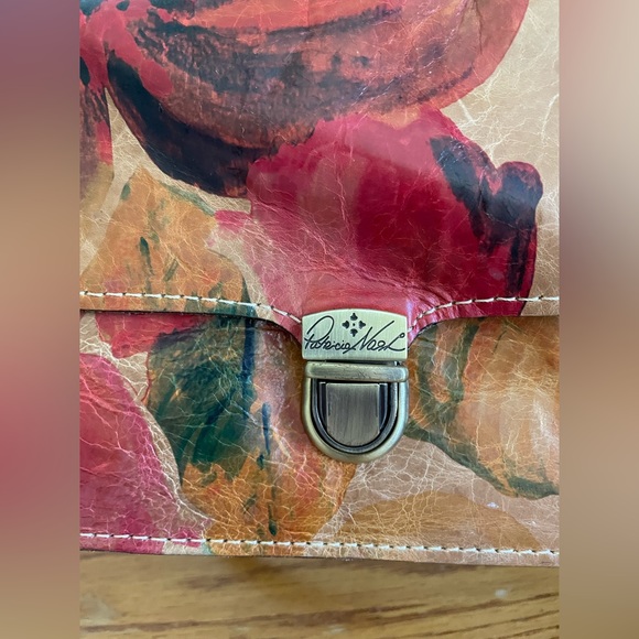 Patricia Nash Floral Leather Crossbody Bag - Picture 3 of 7